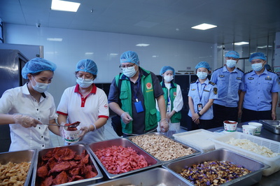專(zhuān)項(xiàng)抽檢在行動(dòng) 護(hù)航校園好“食”光
