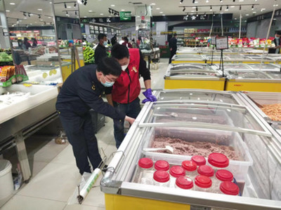 陽信市場(chǎng)監(jiān)管局開展流通環(huán)節(jié)食品安全監(jiān)督抽檢工作